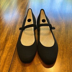 Women’s Rothy’s Black “the square mary janes” size 10 NEW